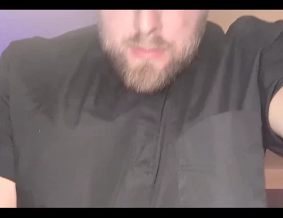 Wolfgang White Pounds You