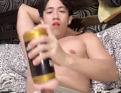 Pinoy with Big Dick Trying Dildo