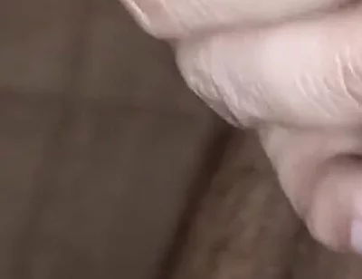 Its pee time while having bath