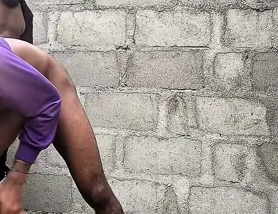 When the Homie Is Fine Asf and Gives You the Ass on the Low on Outdoor