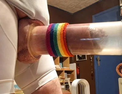 Extreme Penis Pumping