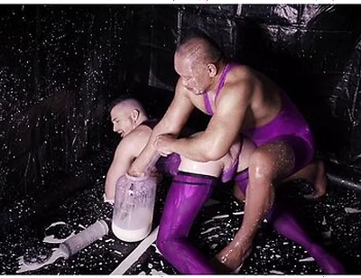 Muscular Asshole Gets Fed With Lots Of Milk With Axel Abysse And Rose Bud