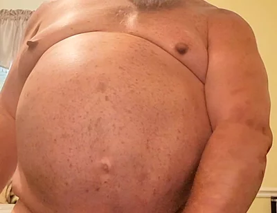 Stepdaddy Bear Gets Verbal and Cums