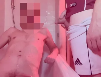 Amateur Boy Lost a Bet, Gets Naked in the Bathtub and Is Pissed on by His Flatmate Body and Mouth