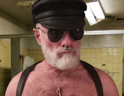 Pipedad Is a Nipple Pig