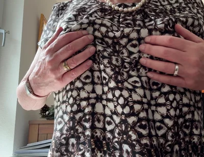 Boss Has No Time - Secretary Has to Get It Herself