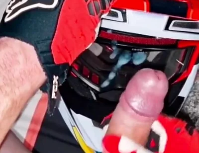 Naked Biker Wanks on His Mxhelmet