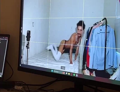 Sex Siren with Cumshot