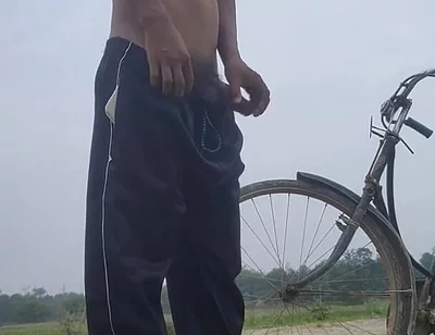 Outdoor Roadside Gay Men Masturbation Sex Video