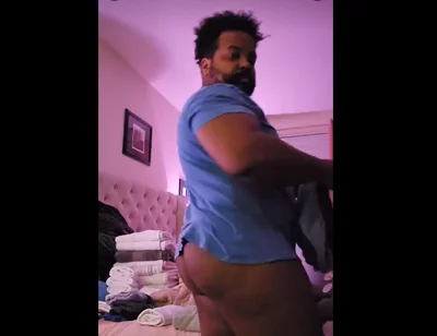Stepdaddy Shows Juicy Ass While Doing Laundry