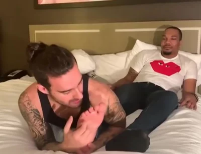 Reds Feet Worshipped