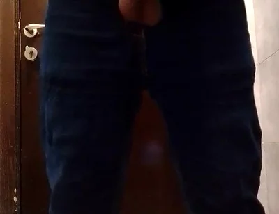 Indian Young Boy Masterbating in Her Bathroom H.j - Hemoshovel