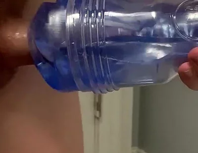 Handsfree Cumshot From Redhead Twink