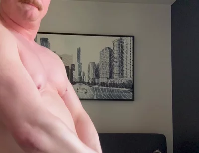 Hotel Busting a Load