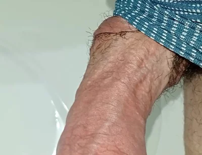 I Enjoy Piss in Bathroom, Big Cock and Veniza