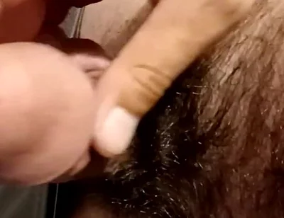 Localguy89 masturbating