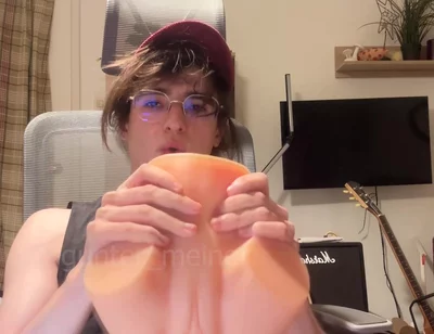 Juicy Thick Cum