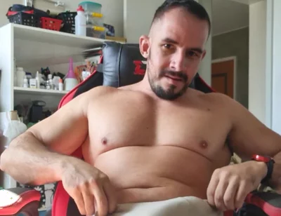 I Woke up Very Horny, Look How I Am.