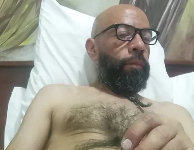 Racing Cock Deepthroat Wild, No Hesitation