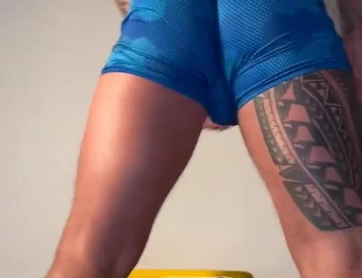 Spandex Makes Me I Jerk off Until I Shoot a Big Load