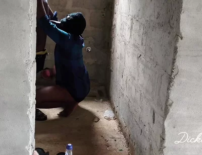Fucking Ebony Big Wasit Bussy Inside the Toilet of an Uncompleted Building After a Blowjob