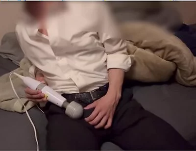 Electric Maiki Nipples In The Suit Didnt Stop Crunching