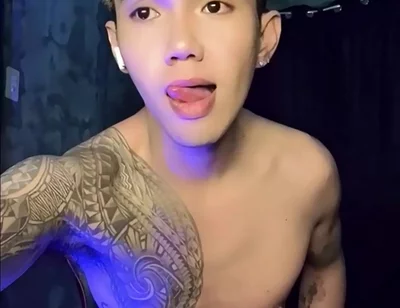 Inked Horny Twink Performed in a Live Webcam Show