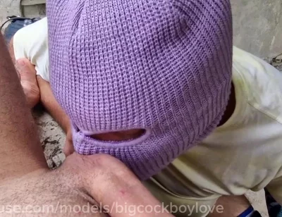 He Fucked a Stranger Hard in an Abandoned Building, Cumming Right in His Ass