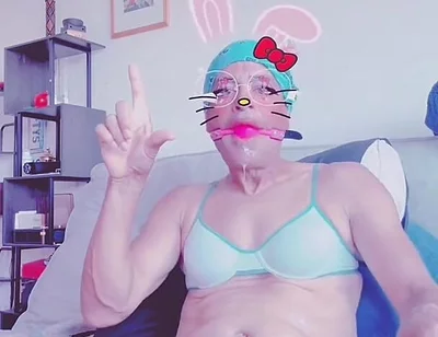 Kris Reelz - Gagging on a Mouth Ball All Over Myself