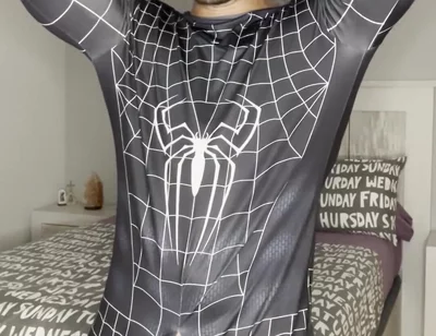 Big Load with No Hands! Spiderman Outfit