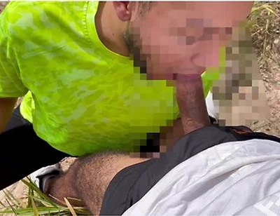 I Was Masturbating And This Man Arrived And We Ended Up Fucking In The Middle Of The Road
