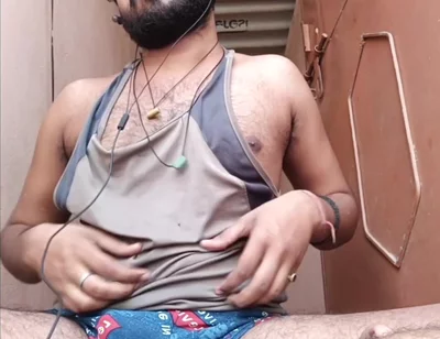 A Sexy Masturbater Doing Handjob with Full of Hornyness
