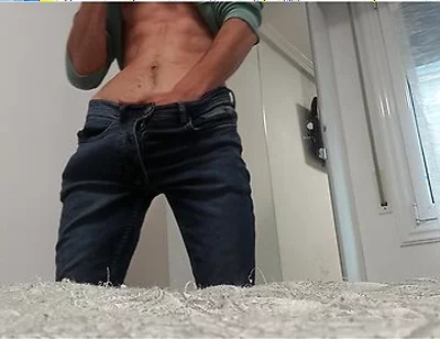 The Dude Shows You His Tight Piece Of Cock Inside His Jeans - Hunk Hands