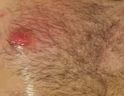 Muscle Bear Gets Edged