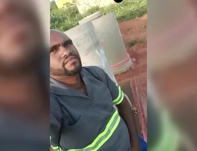 Alone at the Construction Site, I Always Secretly Masturbate.