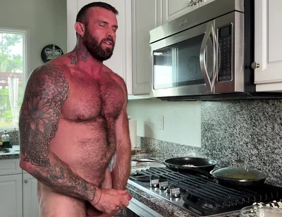 Sexy Chef Cooks with a Boner and Cups