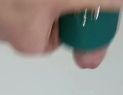 I Cum in My Friends Bathroom Sink with Gush - 24.04.2024