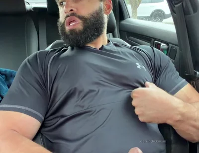 Muscle Cub in the Car