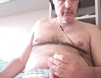 I Massage My Penis Eager for Caresses!