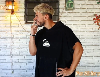 Fer Controls Nose of His Alpha Master Friend