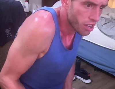 Edging for Hours in Chair, Feel It for 20 Mins That Im There and Finally Do Cum