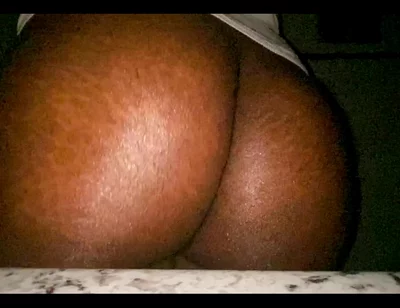 Ass on the Menu, Cum Take a Bite