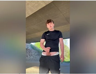 Risky Outdoor Cumshot In Hot Sport Clothing