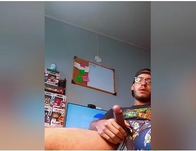 Cum Gamer In The Office Showing His Ass And Filling It With Sperm