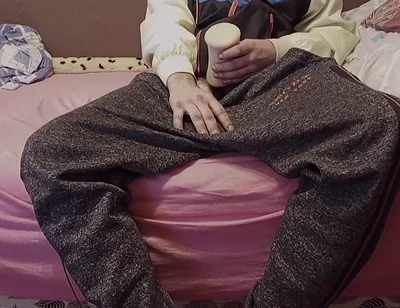 Masturbate on Bed in My Free Time