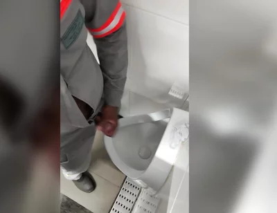 Before Heading Home, a Quickie in the Locker Room