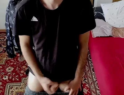 Wanking in My Room. Will Anyone Join?