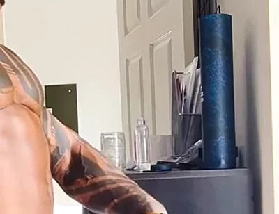 Iim Starting to Pump My Cock Again Once a Week. I Didn't Mean to Cum