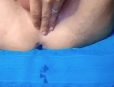 A Married Man Had Never Felt so Aroused While Stimulating and Fingering His Anus for the First Time.