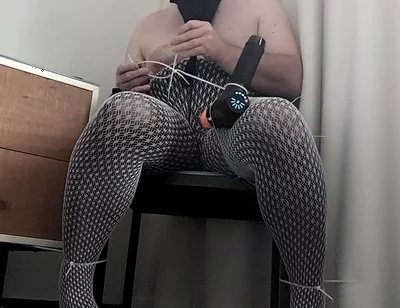 Self-bondage Almost Went Wrong